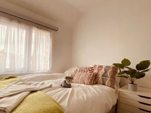 Photo 6- click for photo gallery